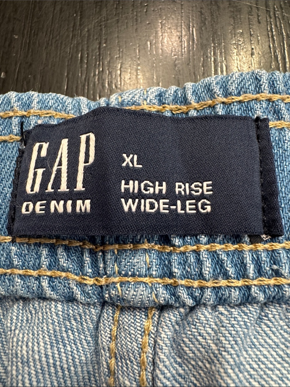 GAP pull on high rise wide leg light wash jeans. size XL. like new condition. - Picture 3 of 12